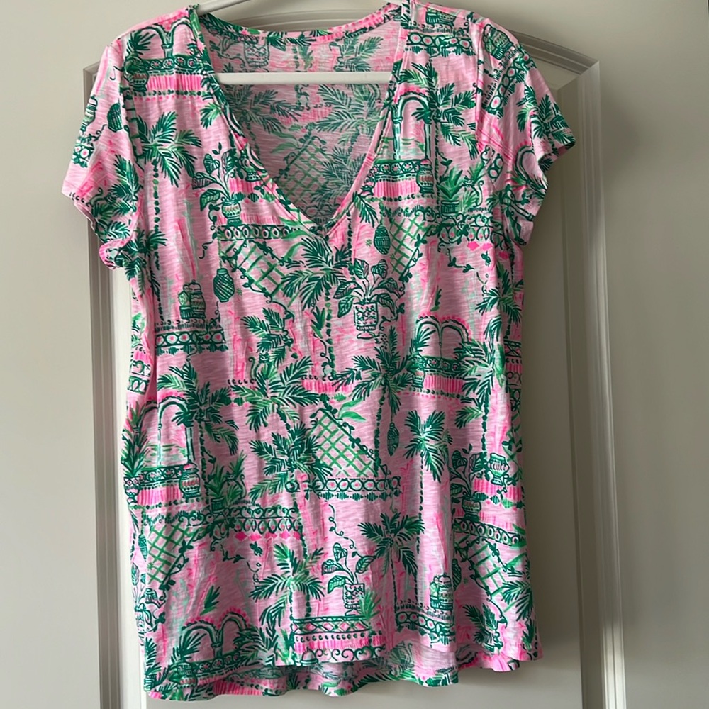 Lilly Pulitzer tee